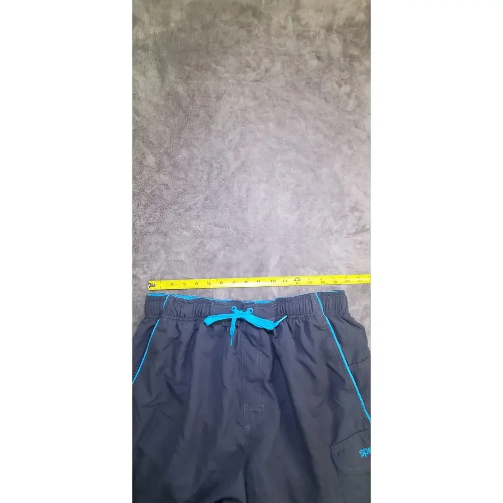 Speedo Men's Swimwear Size L Gray Swim Shorts Cargo Logo Beach C30-36